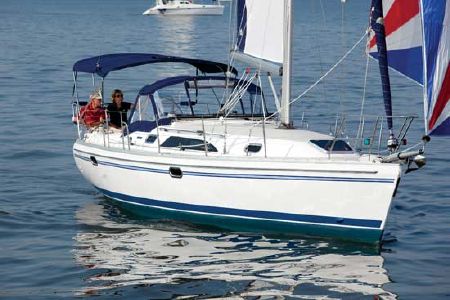 Catalina 355: Boat Review